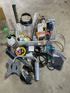 lot 117 image: Miscellaneous Household and VehicleCar Items Lot