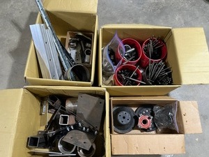 lot 136 image: Engine Parts and Scrap Metal Lot
