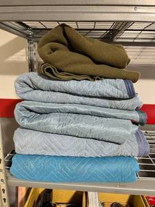 lot 137 image: PackingMoving Blankets Lot