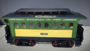 lot 148 image: Vintage Beams Passenger Car Porcelain Decanter (No Alcohol - Has Been Emptied)