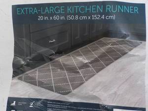 lot 33 image: Extra Large Kitchen Runner 20 x 60...