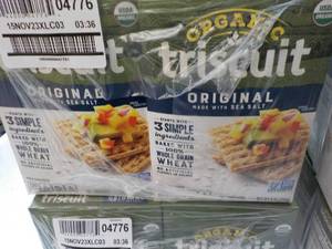 lot 56 image: 12 ct Triscuit 9 oz boxes Original...