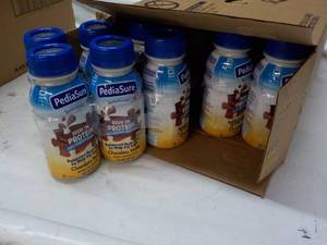 lot 97 image: 24 ct Pedia Sure Chocolate Shake 8 ...
