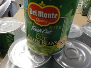 lot 122 image: 12 ct DelMonte 8 oz cans Fresh Cut ...