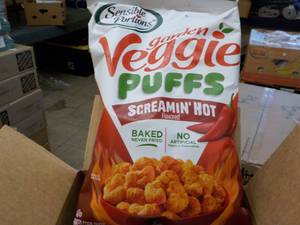lot 125 image: 6 ct 3 oz Bags Garden Veggie Puffs ...