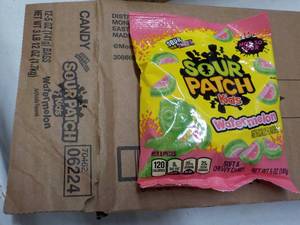 lot 170 image: 12 ct 5 oz bags Sour Patch Kids Wat...