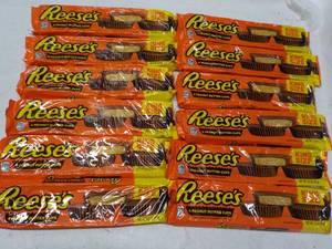 lot 177 image: Reeses Candy...