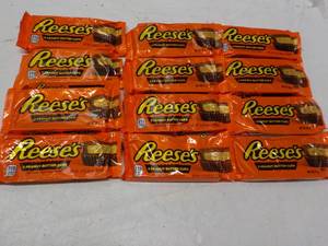 lot 188 image: Reeses Candy...