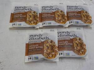 lot 270 image: 5 ct Purely Elizabeth 4 oz bags Cho...