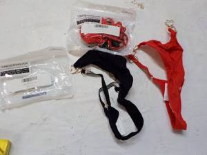 lot 310 image: 4 pair Underwear size M...