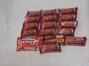 lot 349 image: Candy...