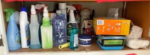 lot 41 image: Assorted Household Cleaning Supplies