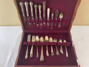 lot 80 image: Antique Silver-Plated Flatware Set and 6 Sterling Silver Teaspoons and Relish Forks