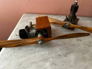 lot 134 image: Vintage Model Airplane Engines