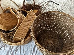 lot 138 image: Assorted Woven Baskets Collection