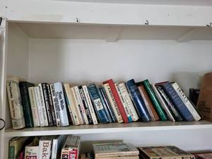 lot 233 image: Classic and Modern Literature Collection