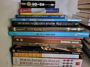 lot 238 image: Collector & History Book Lot