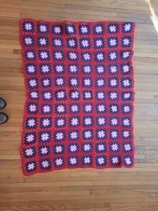 lot 291 image: Handmade Knitted Blankets Set