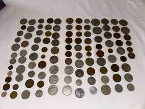 lot 361 image: Vintage Coin Collection Assortment