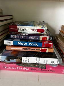 lot 387 image: Lot of Travel Guidebooks