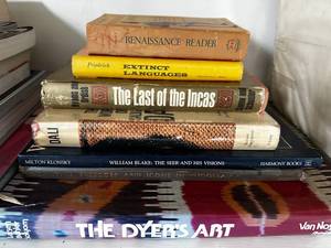lot 388 image: Vintage Book Collection Art & History