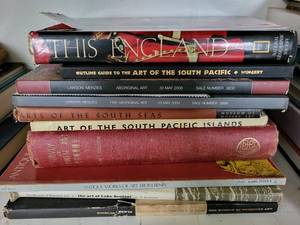 lot 391 image: Antique & Collectible Art Books Lot