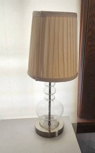 lot 4 image: Modern Glass Table Lamp