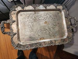 lot 12 image: Vintage Silver Plated Serving Tray