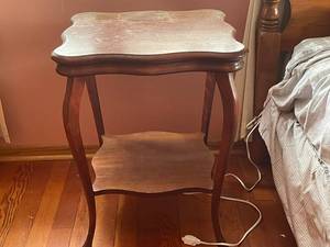 lot 108 image: Vintage Wooden Side Table