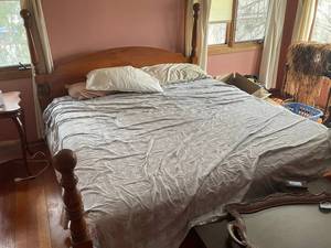 lot 111 image: King-Size Wooden Bed Frame