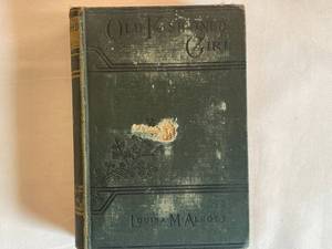 lot 172 image: 1910 An Old-Fashioned Girl L.M. Alcott