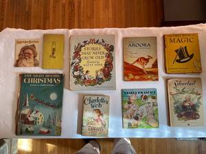 lot 175 image: Vintage Childrens Book Collection
