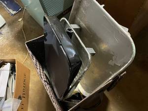 lot 345 image: Complete Painting Tools Set
