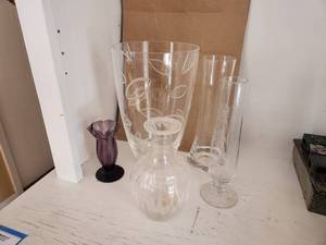 lot 61 image: Elegant Glass Vase & Pitcher Set