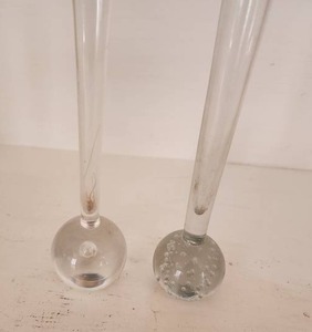 lot 82 image: Vintage Glass Bulb Art Pieces