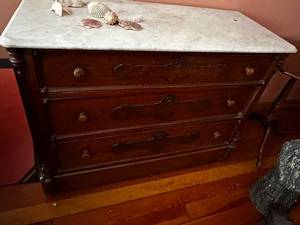 lot 122 image: Vintage Dresser with Marble Top