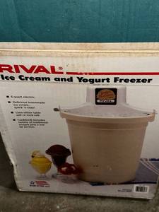 lot 305 image: Rival 6 Qt Ice Cream Freezer Electric
