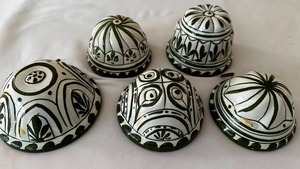 lot 296 image: Handcrafted Ceramic Wall Hangings Set