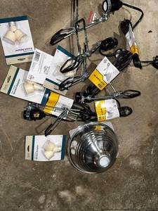 lot 317 image: Smart Clamp Lights & Socket Adapters