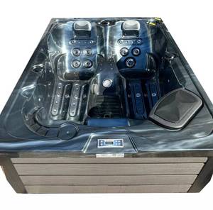 Brand New Cayman 3 Person Hot Tub  Spa NO RESERVE ($200 delivery to many areas in ND, SD, MN) Over $15,599 MSRP