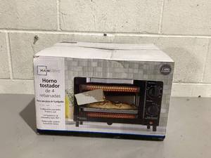 lot 514 image: Mainstays 4 Slice Toaster Oven with 3 Settings, includes Baking Rack and Pan