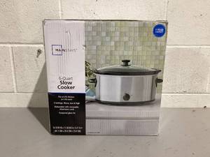 lot 518 image: Mainstays 6 Quart Oval Slow Cooker, Stainless Steel Finish, Glass Lid