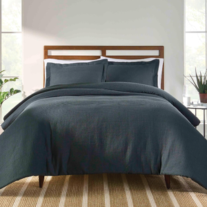 lot 523 image: 3PCS King Size Better Homes & Gardens Waffle Stripe Comforter Set