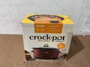 lot 272 image: Crock-Pot Manual 8-Quart Slow Cooker