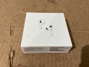 lot 300 image: Apple AirPods (3rd Generation)