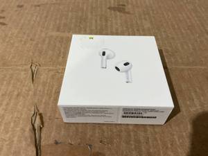lot 303 image: Apple AirPods (3rd Generation)