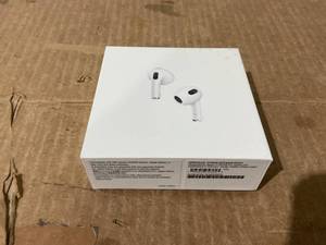 lot 307 image: Apple AirPods (3rd Generation)