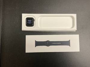 lot 49 image: Apple Watch SE (2nd Gen) GPS 40mm Smartwatch with Midnight Aluminum Case