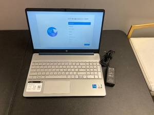 lot 57 image: HP 15.6 Windows Laptop Intel Core i5-1235U 8GB RAM 256GB SSD