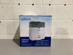 lot 545 image: Dr. Browns Deluxe Electric Sterilizer for Baby Bottles, Nipples, & Other Baby Essentials